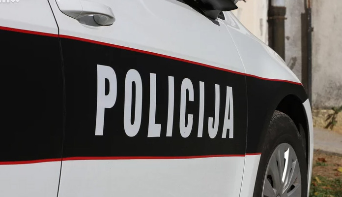 policija
